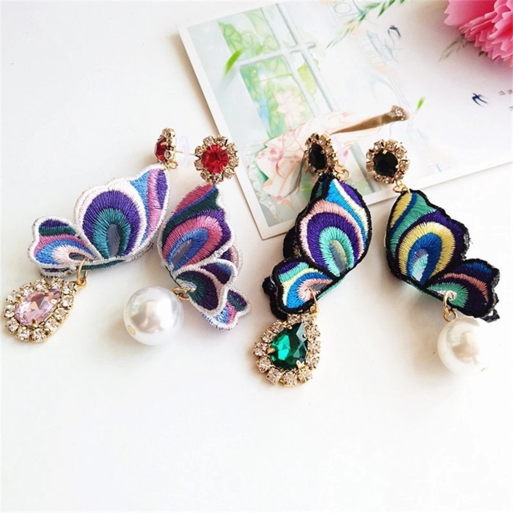 JUST IN✨Butterfly Pearl Statement Earrings